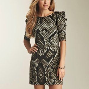 Jessica Simpson Ruched Sleeve Snake Skin Print Dress - 8